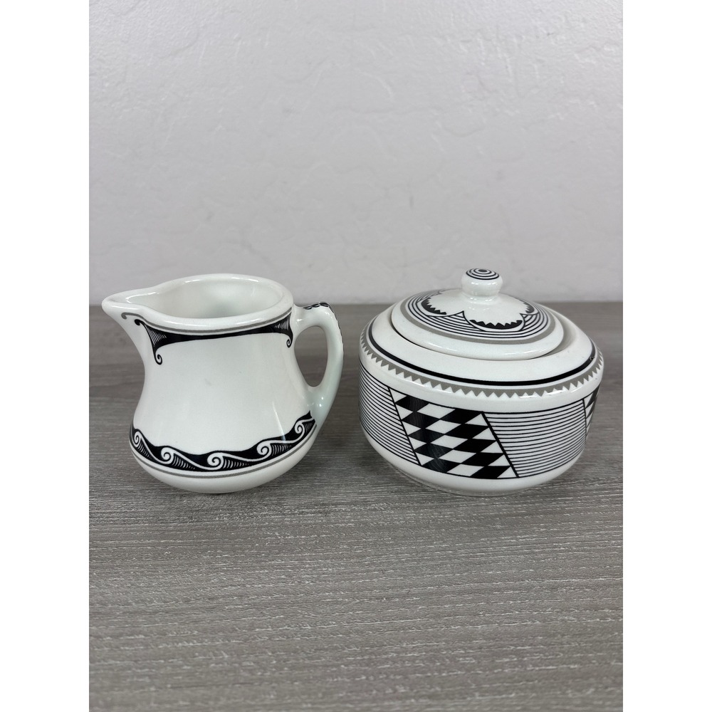 HF Coors Santa Fe Railway Ancient Mimbreno Creamer 3oz and Sugar Bowl Set Black